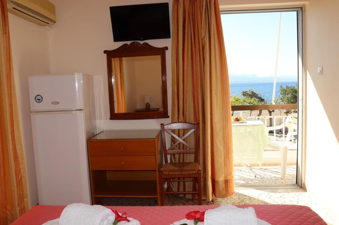 Akrogiali Beach Rooms Amarynthos Exteriér fotografie