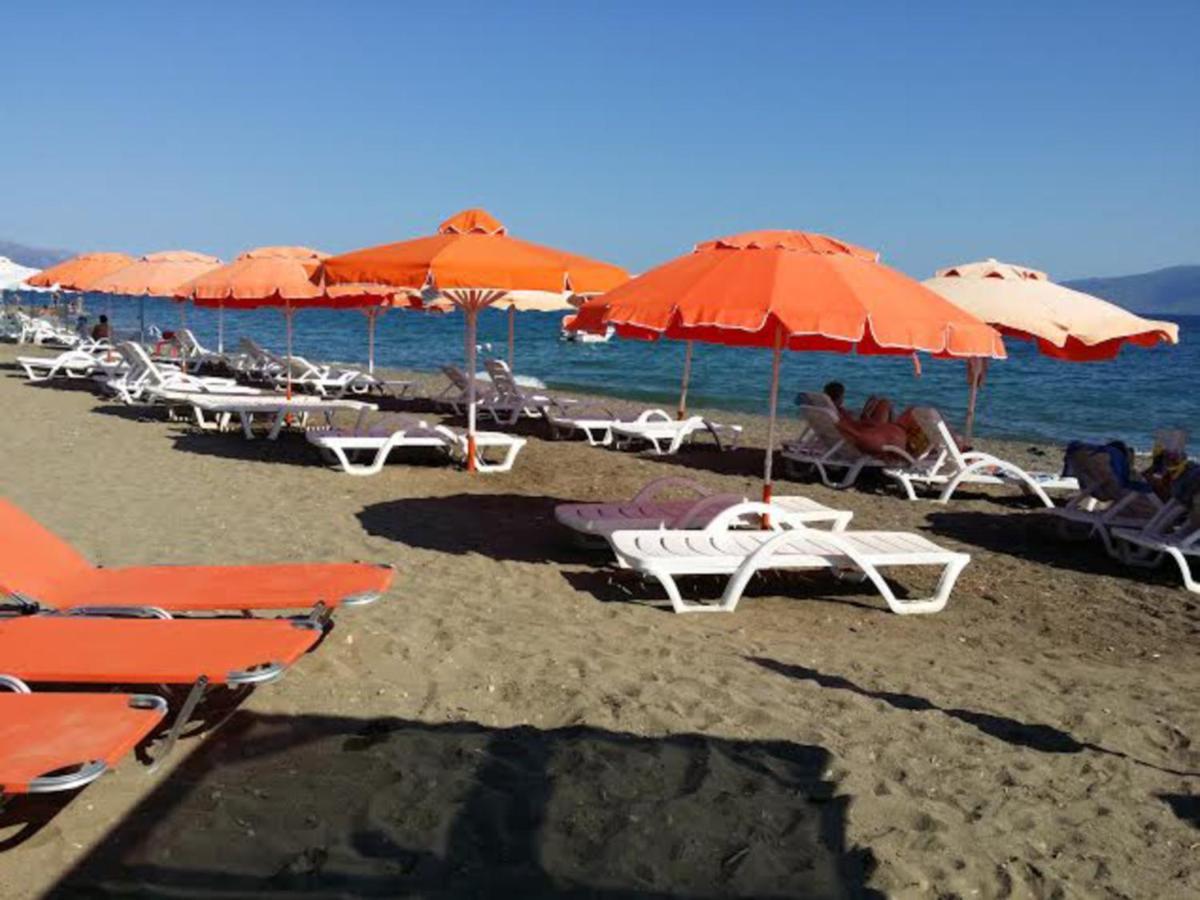 Akrogiali Beach Rooms Amarynthos Exteriér fotografie