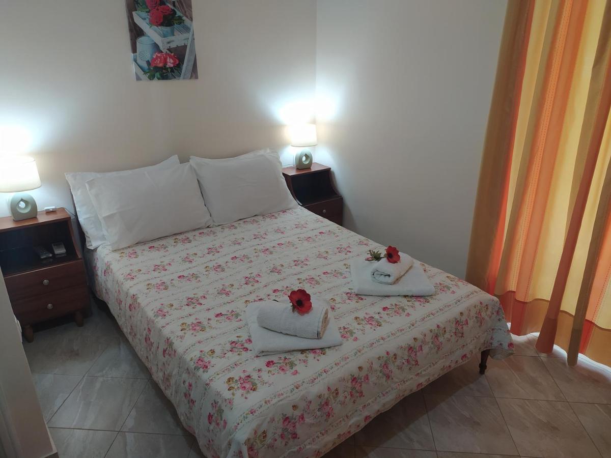 Akrogiali Beach Rooms Amarynthos Exteriér fotografie